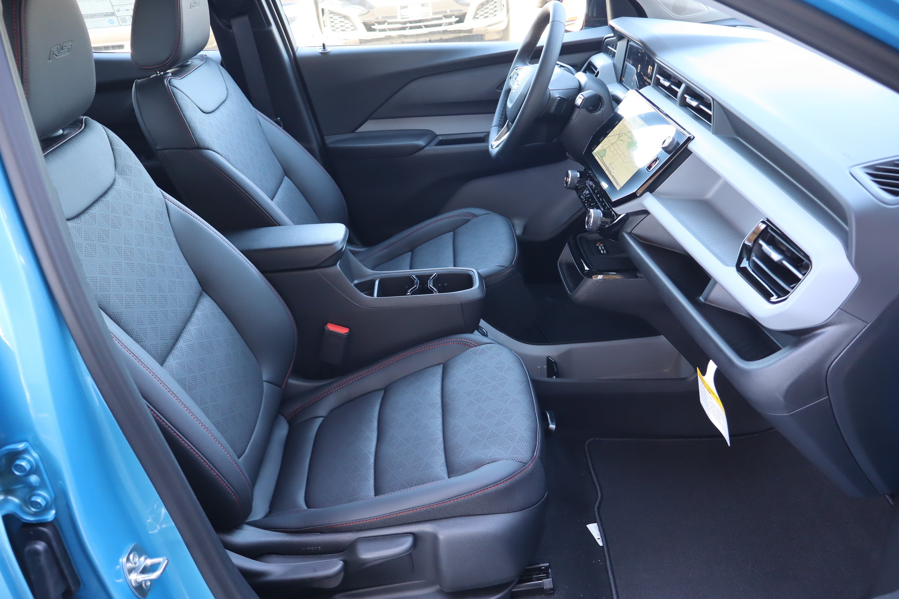 New 2027 Chevrolet Bolt RS w/ Technology Package FWD image 24