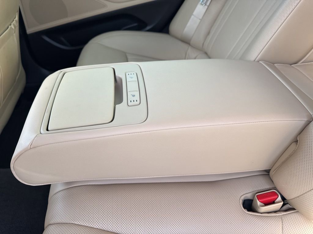 Used 2017 Genesis G80 3.8 image 14