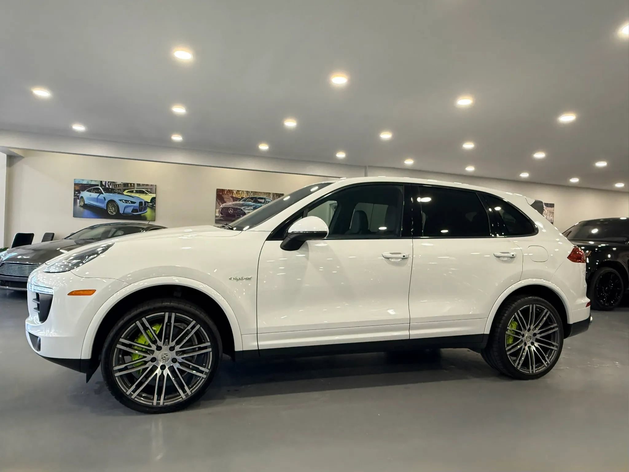 Used 2017 Porsche Cayenne S Platinum w/ Premium Package Plus (Pjy) AWD/4WD image 4