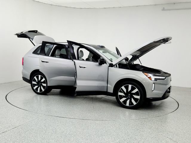 New 2025 Volvo EX90 Ultra w/ Protection Package Premier image 10