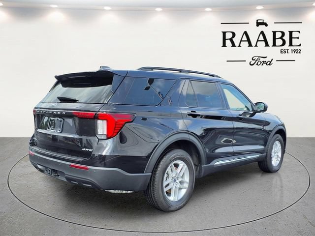 Used 2025 Ford Explorer Active AWD/4WD image 7