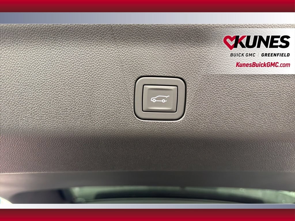 New 2026 GMC Yukon XL Denali w/ Sun & Power Step Package AWD/4WD image 37