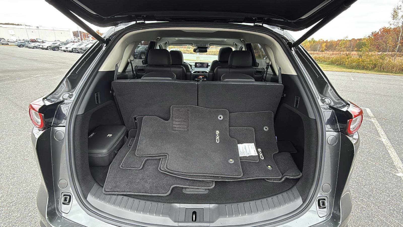 Used 2023 MAZDA CX-9 Touring image 22