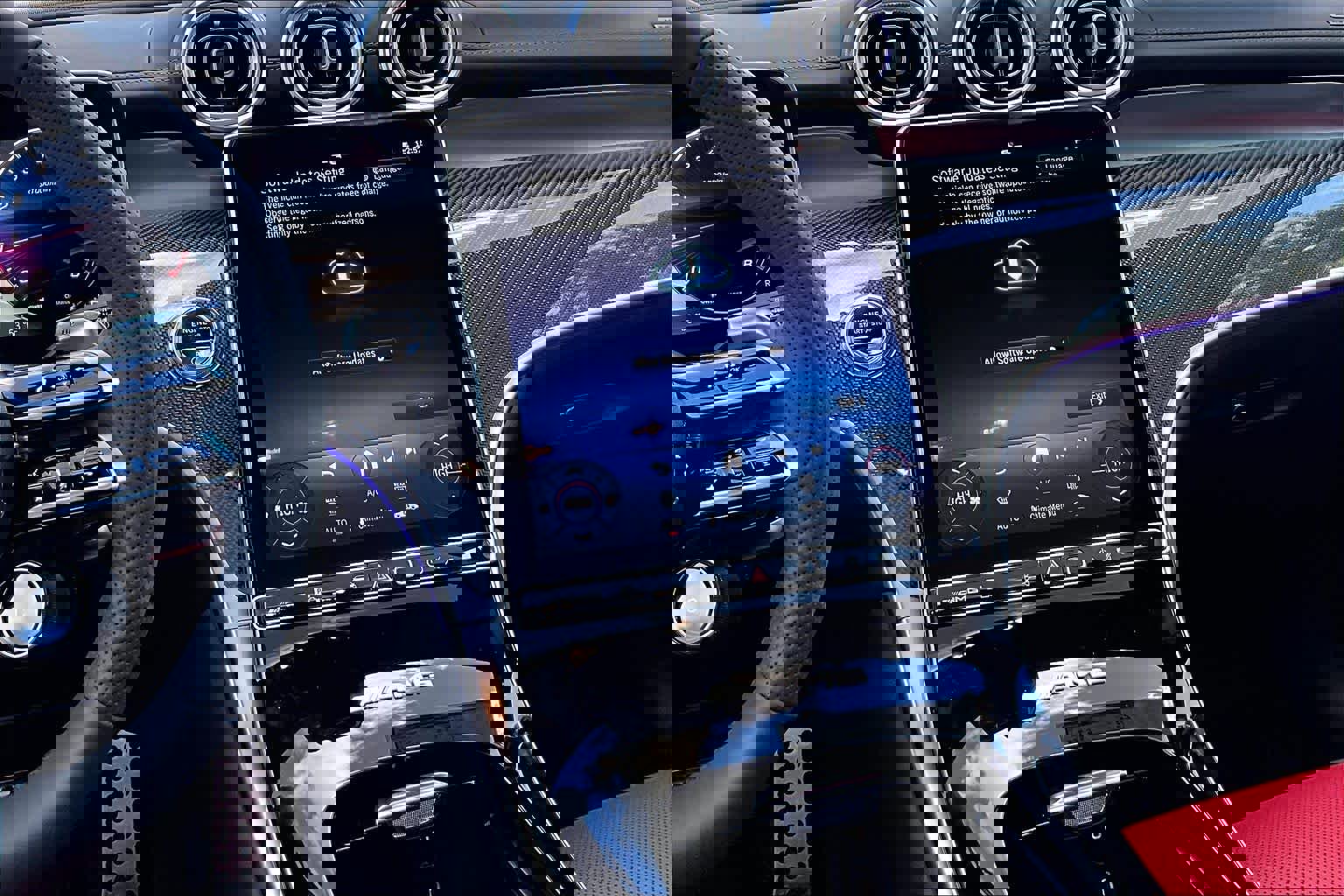 New 2026 Mercedes-Benz GLC 43 AMG 4MATIC Coupe image 9