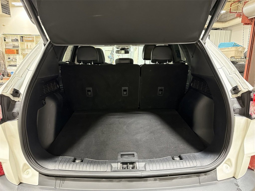 Used 2022 Ford Escape Titanium w/ Titanium Elite Package image 21