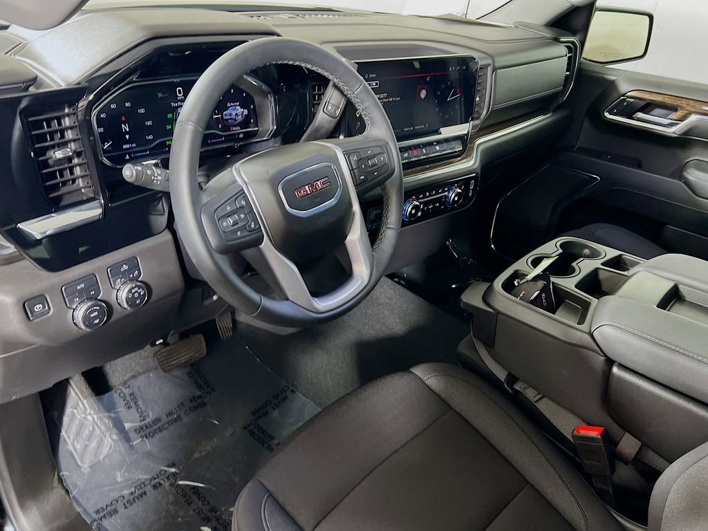 Used 2025 GMC Sierra 1500 Elevation AWD/4WD image 9