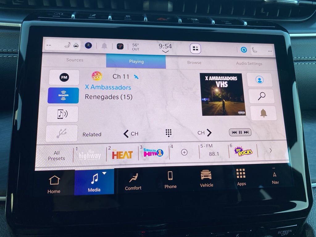 New 2025 Jeep Grand Cherokee L Limited w/ Black Appearance Package image 44