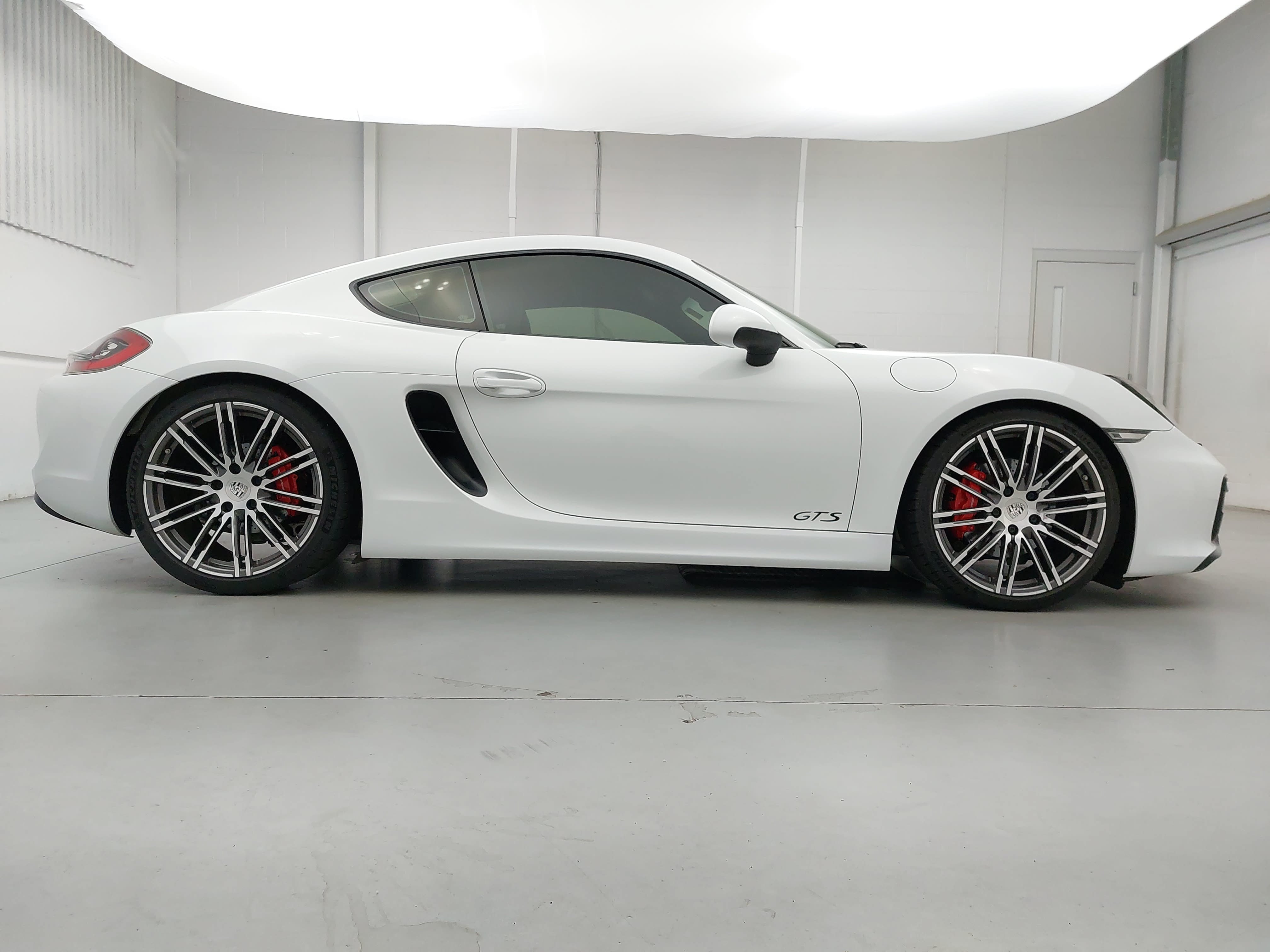 Certified 2015 Porsche Cayman GTS RWD image 8