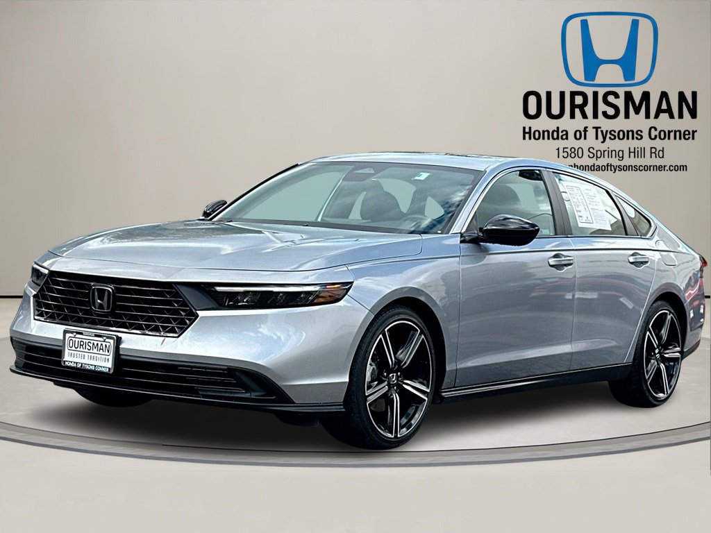 Used 2024 Honda Accord Sport image 2