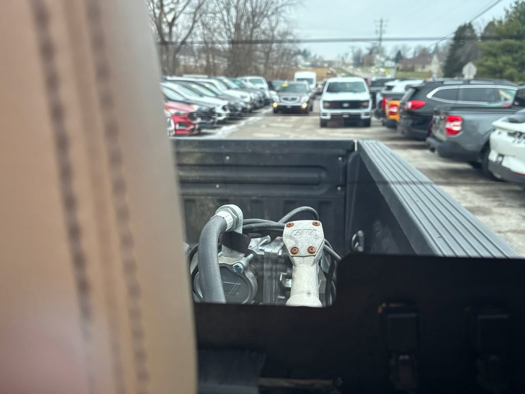 Used 2016 Ford F350 Lariat w/ Chrome Package image 40