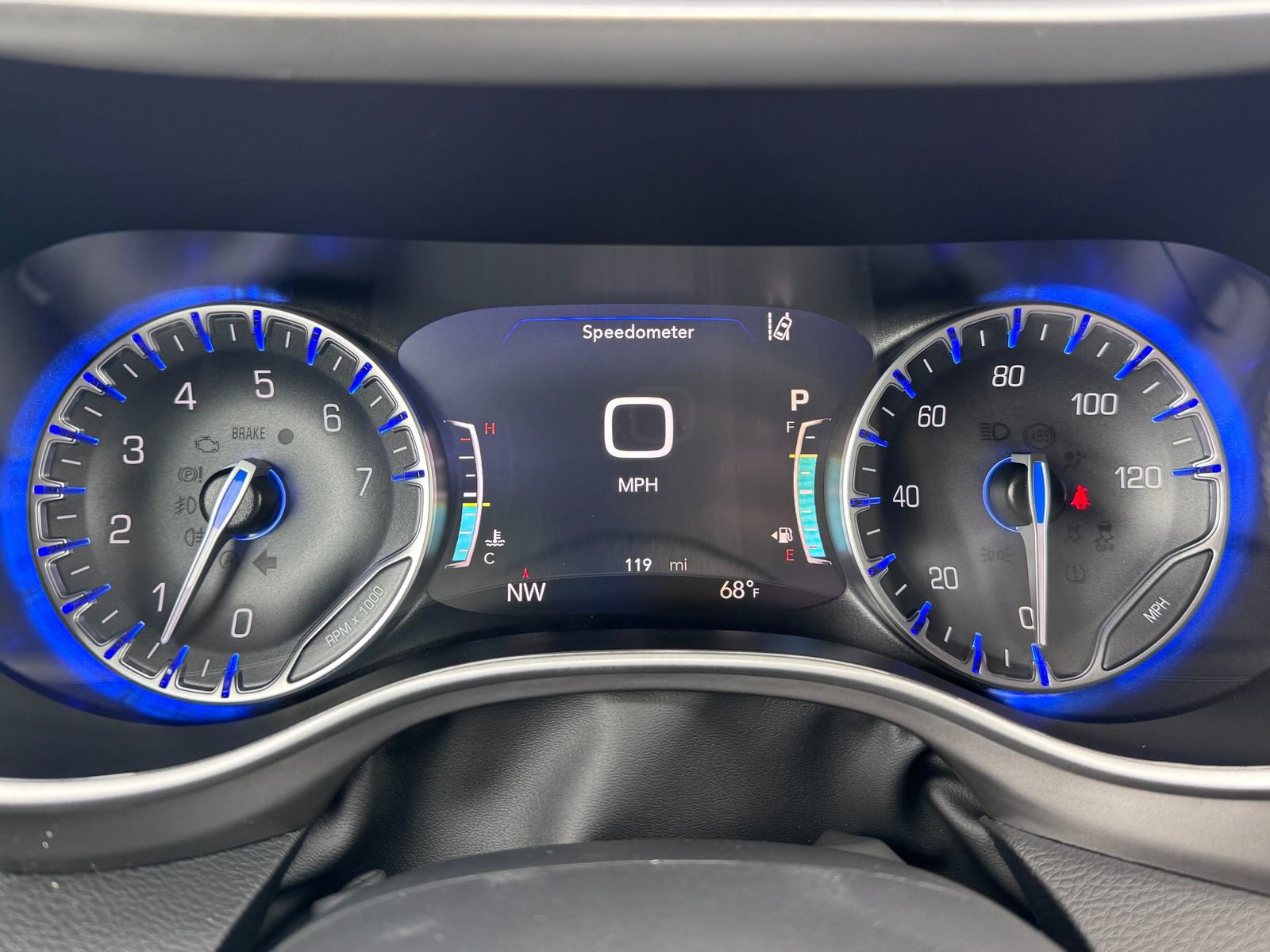 New 2025 Chrysler Pacifica Select image 18