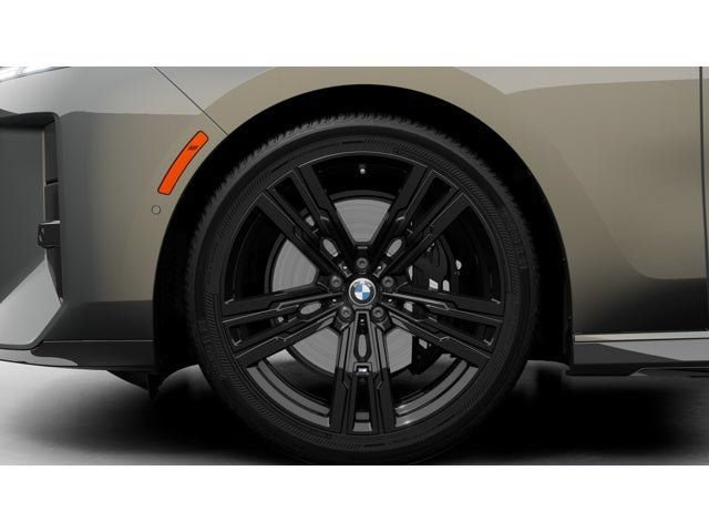 New 2027 BMW 740i xDrive w/ Executive Package AWD/4WD image 8