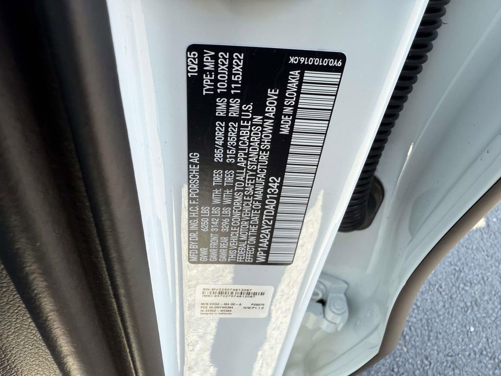 Used 2026 Porsche Cayenne image 32