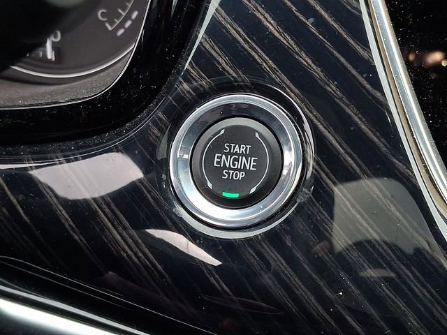 Used 2024 Cadillac XT6 Premium Luxury w/ Technology Package AWD/4WD image 22