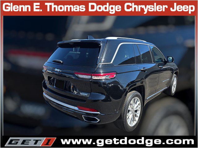 Certified 2023 Jeep Grand Cherokee Summit w/ Advanced Protech Group IV AWD/4WD image 7