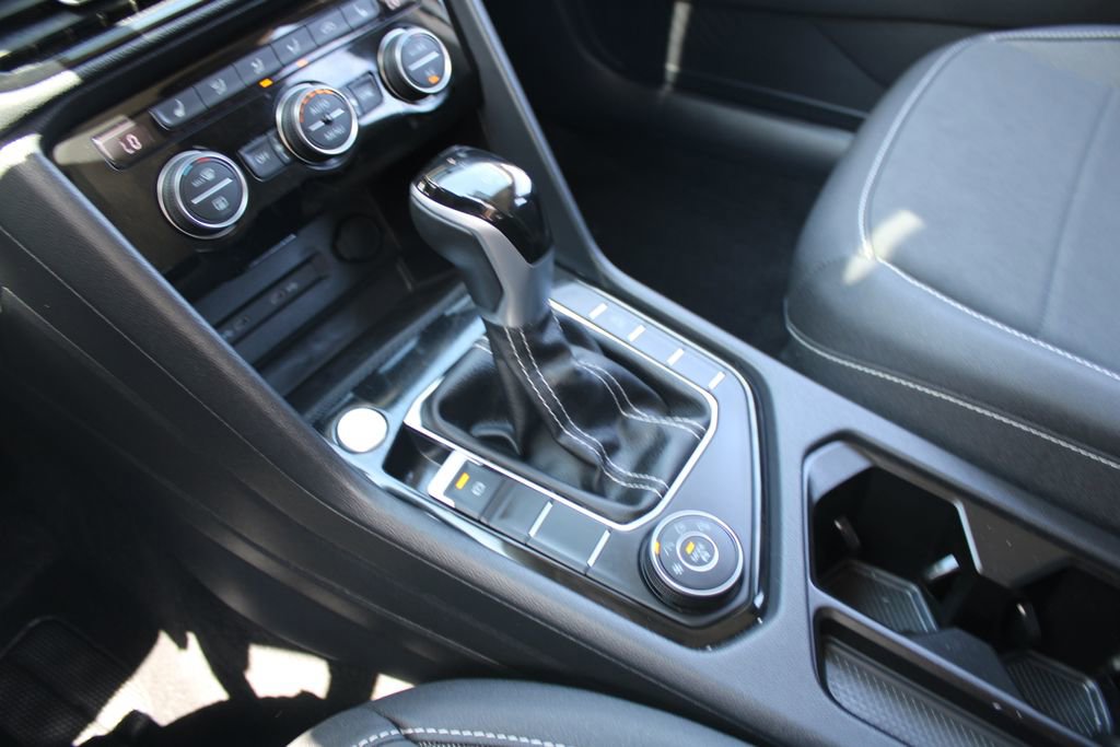 Certified 2024 Volkswagen Taos SE AWD/4WD image 18