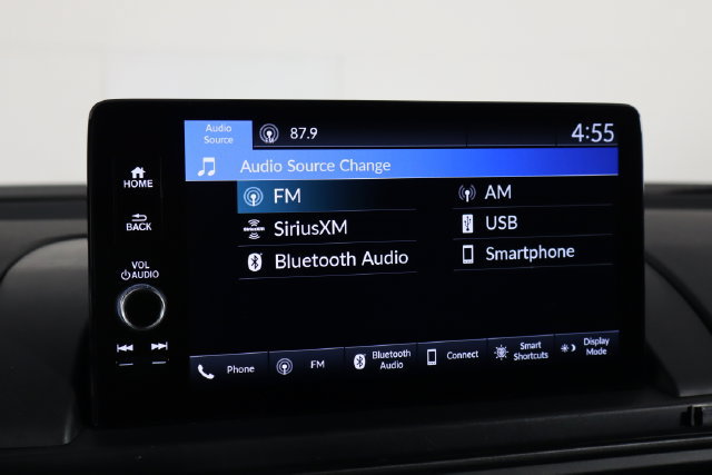 Used 2025 Honda Pilot TrailSport image 32