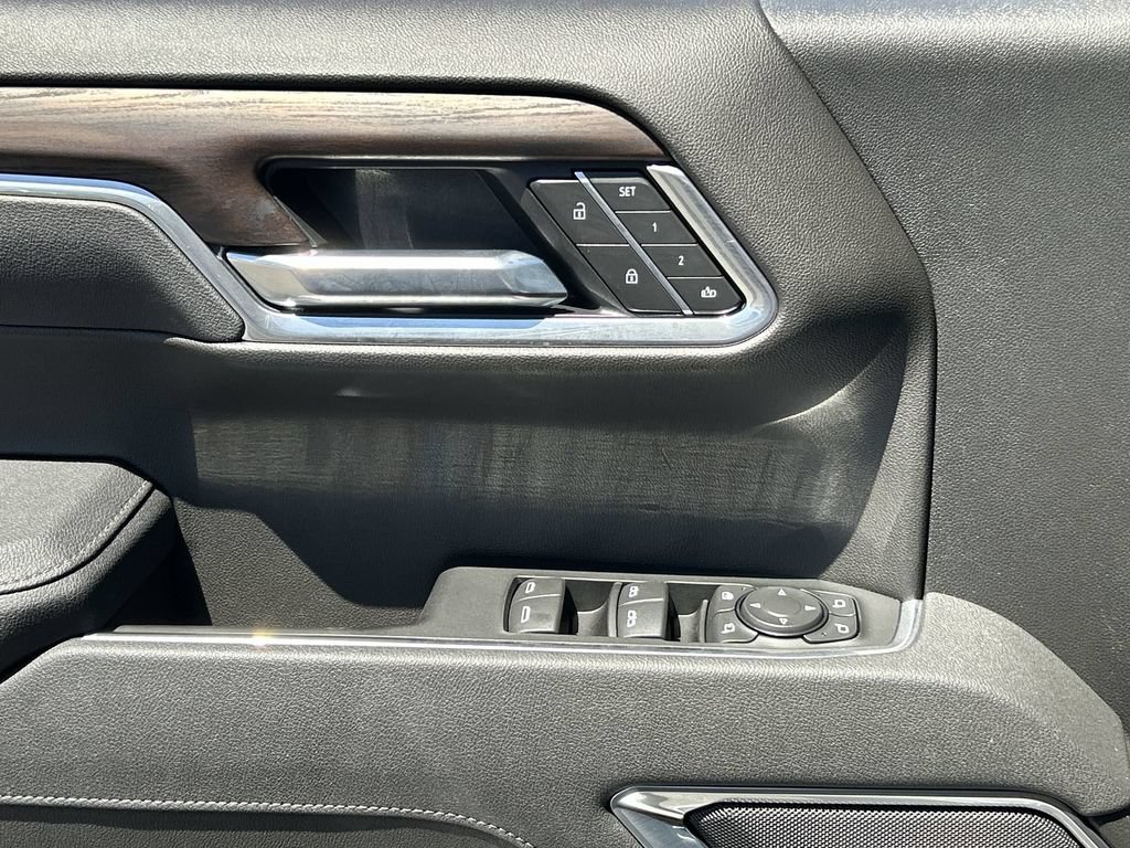 New 2026 GMC Sierra 1500 SLT AWD/4WD image 23
