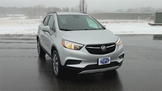 Used 2022 Buick Encore Preferred w/ Safety Package image 3