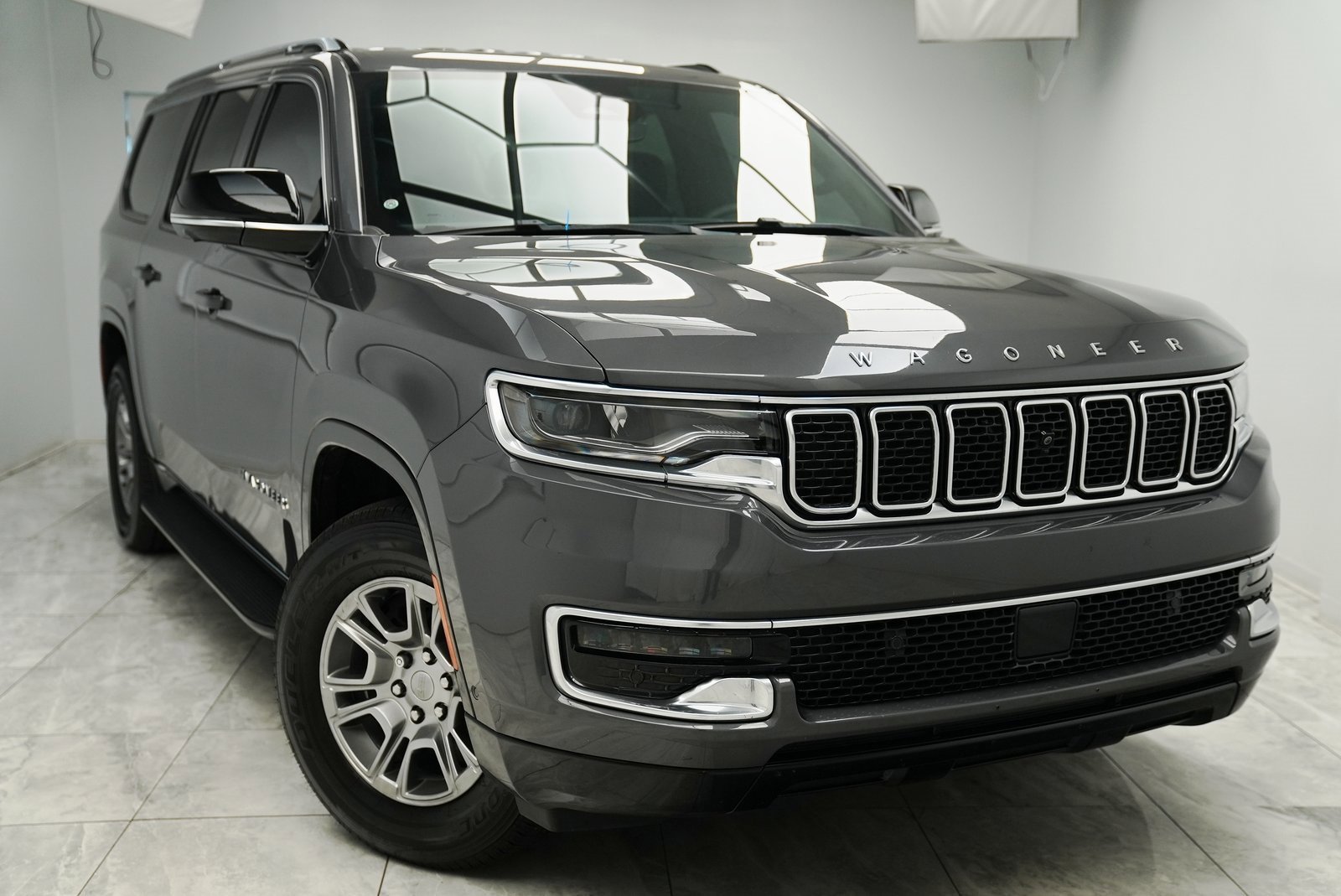 Used 2023 Jeep Wagoneer L 4WD w/ Convenience Group I