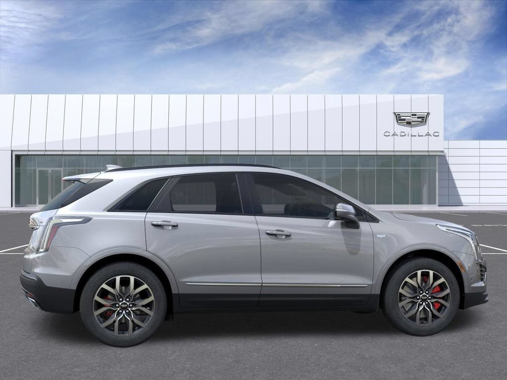 New 2026 Cadillac XT5 Sportv w/ LPO, Floor Liner Package AWD/4WD image 5