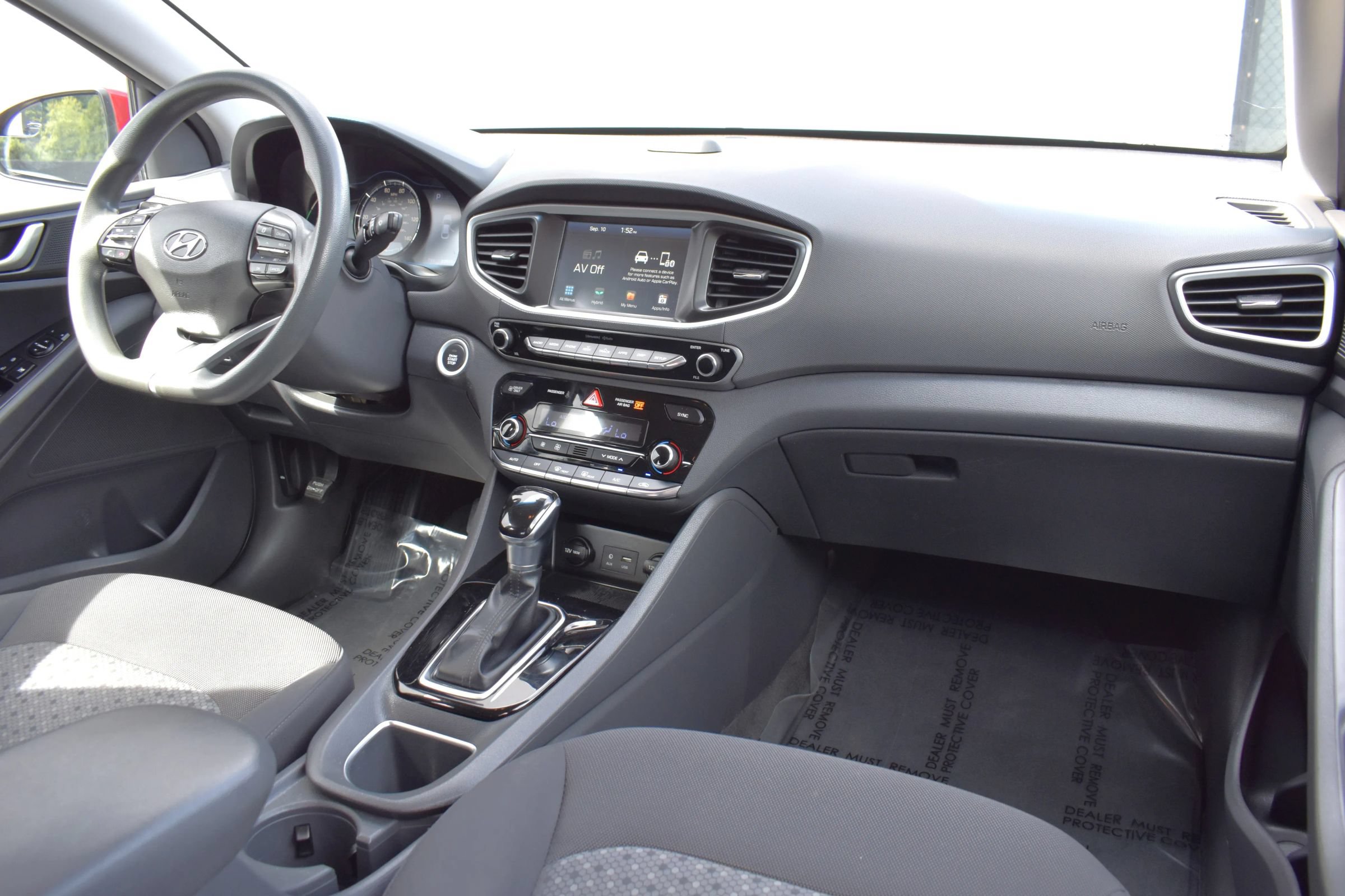 Used 2019 Hyundai Ioniq Blue FWD image 12