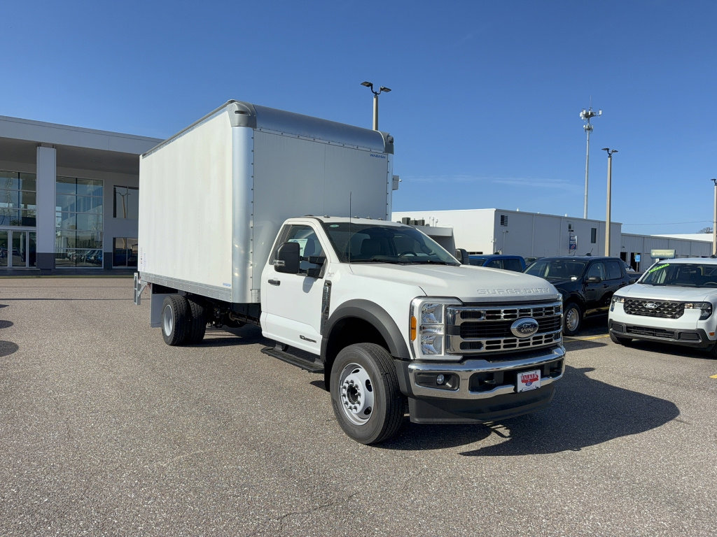 New 2026 Ford F600 2WD Regular Cab Super Duty w/ XL Chrome Package image 4