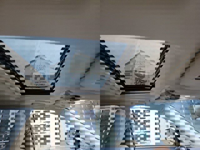 Used 2017 Lexus RX 450h AWD image 8