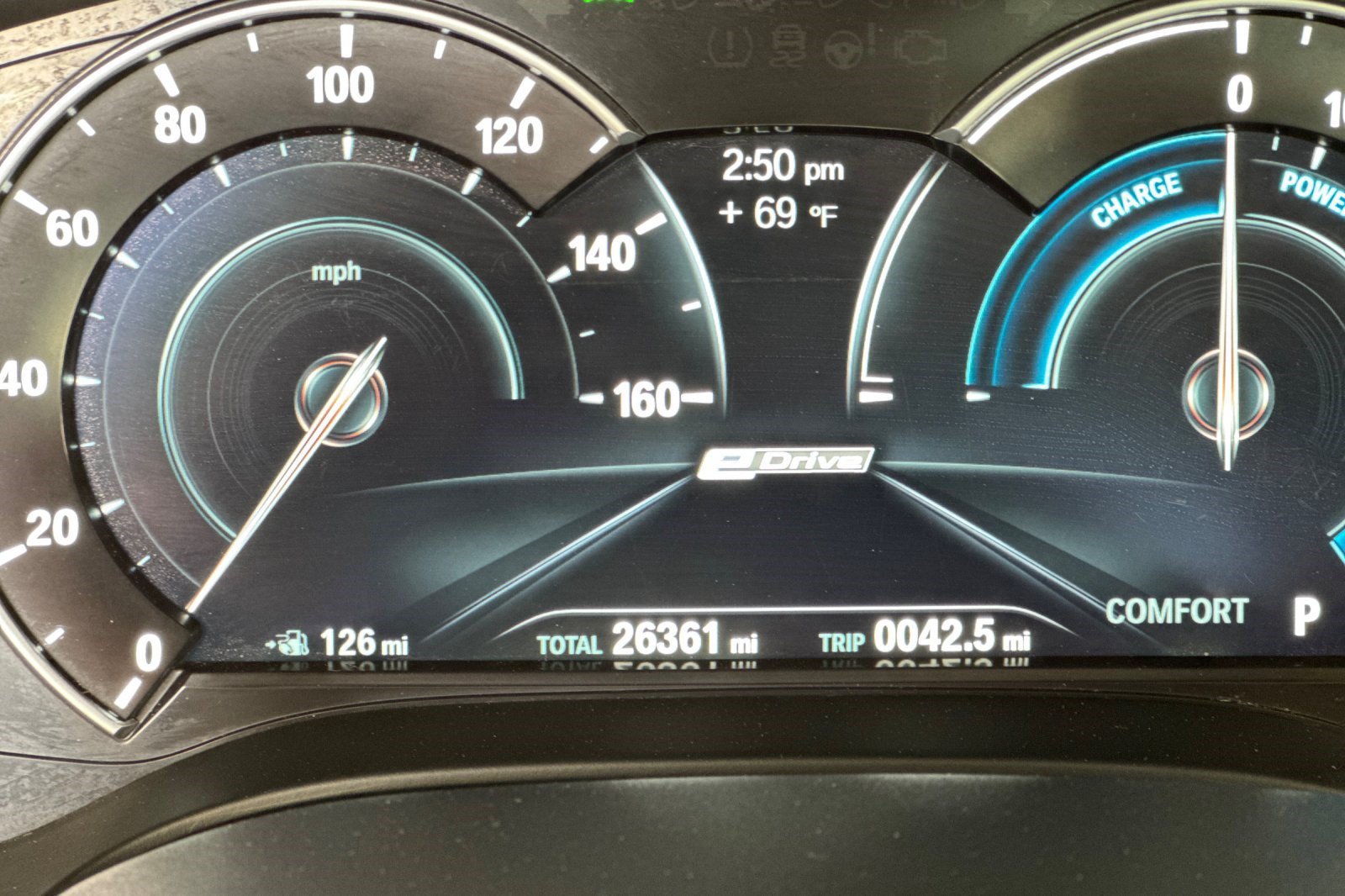 Used 2018 BMW 530e xDrive AWD/4WD image 24