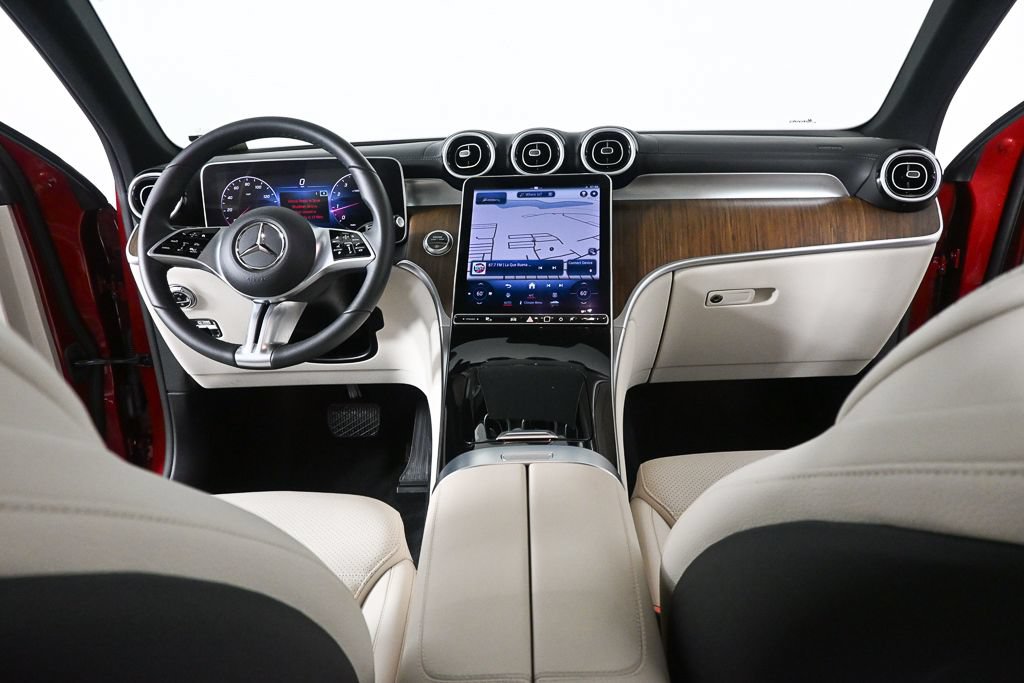Certified 2024 Mercedes-Benz GLC 300 4MATIC image 16