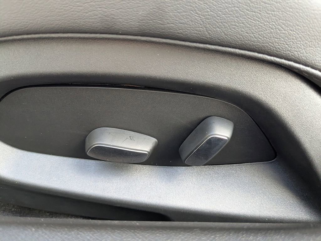 Used 2024 Chevrolet Corvette Z06 image 19