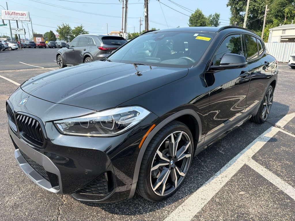 Used 2022 BMW X2 xDrive28i w/ M Sport X Package AWD/4WD image 3