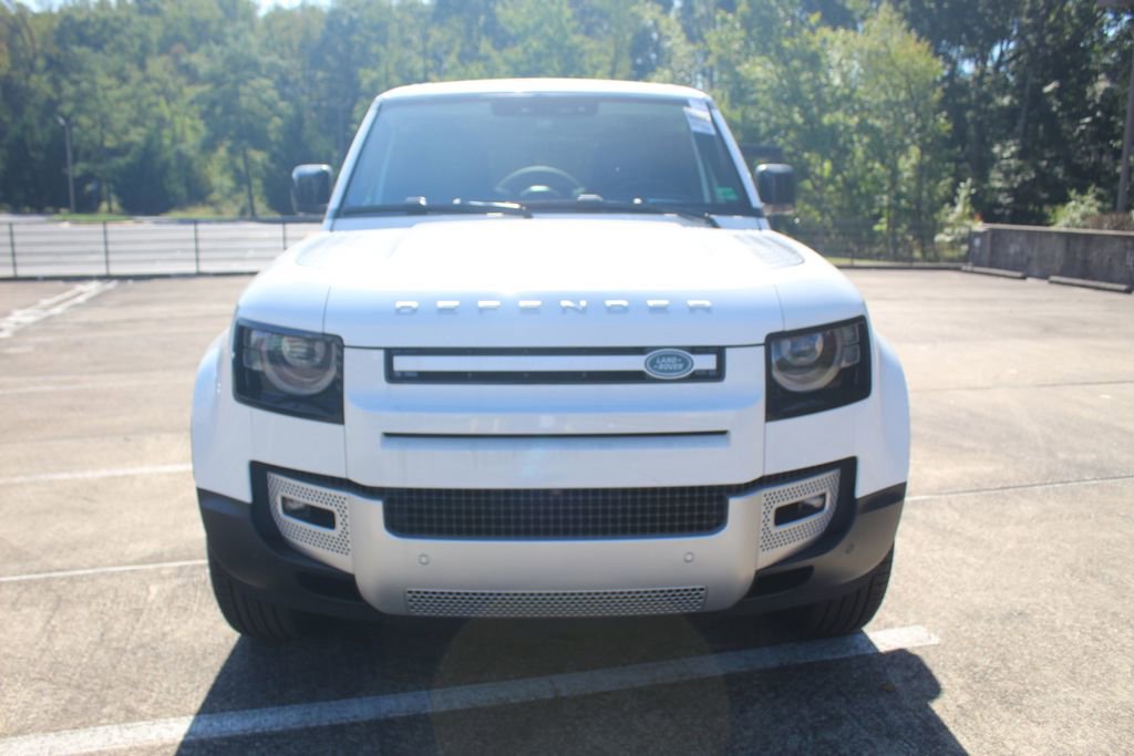New 2025 Land Rover Defender 130 S image 8