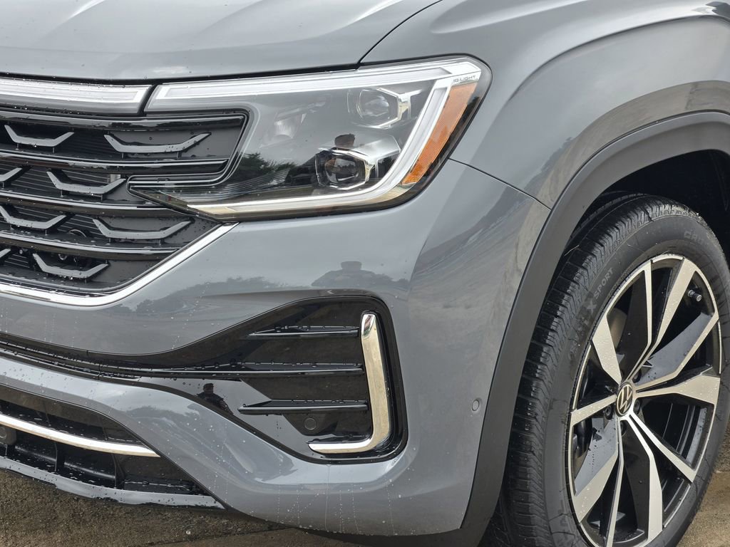 New 2026 Volkswagen Atlas Cross Sport SEL Premium R-Line image 6