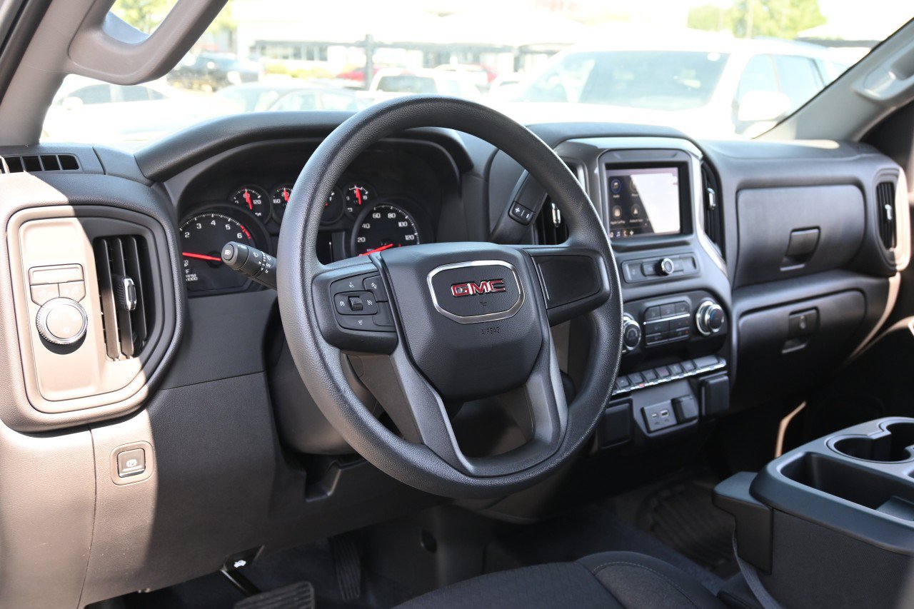 New 2026 GMC Sierra 1500 Pro w/ Convenience Package RWD image 17