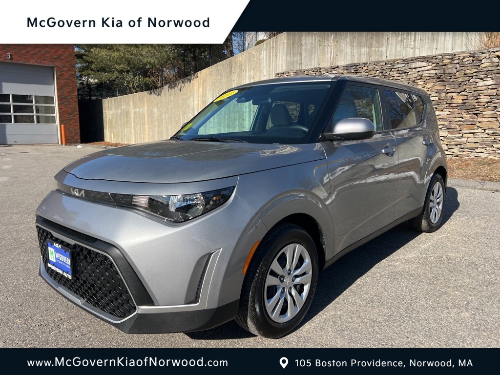 Certified 2023 Kia Soul LX image 1