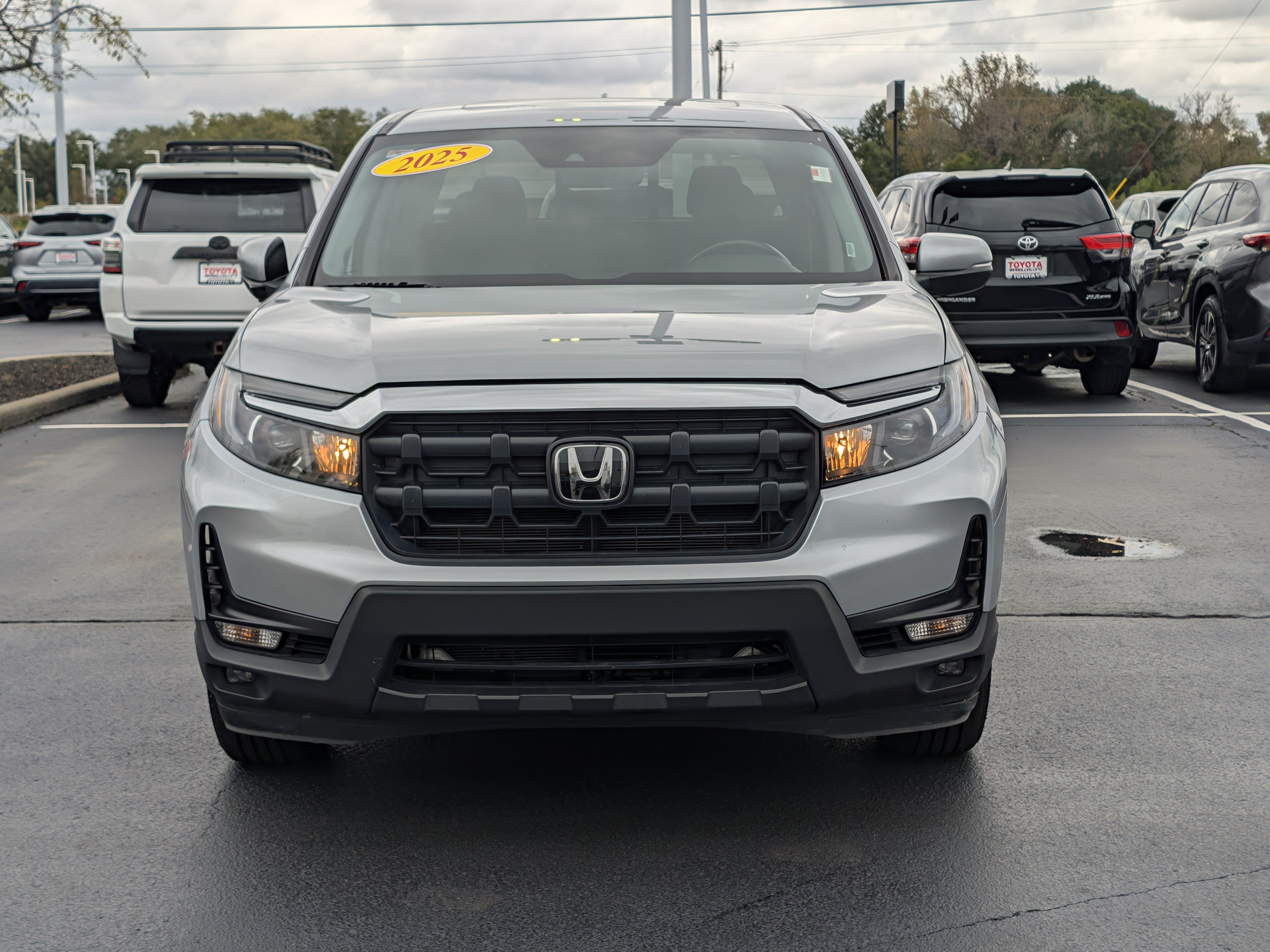 Used 2025 Honda Ridgeline RTL image 2