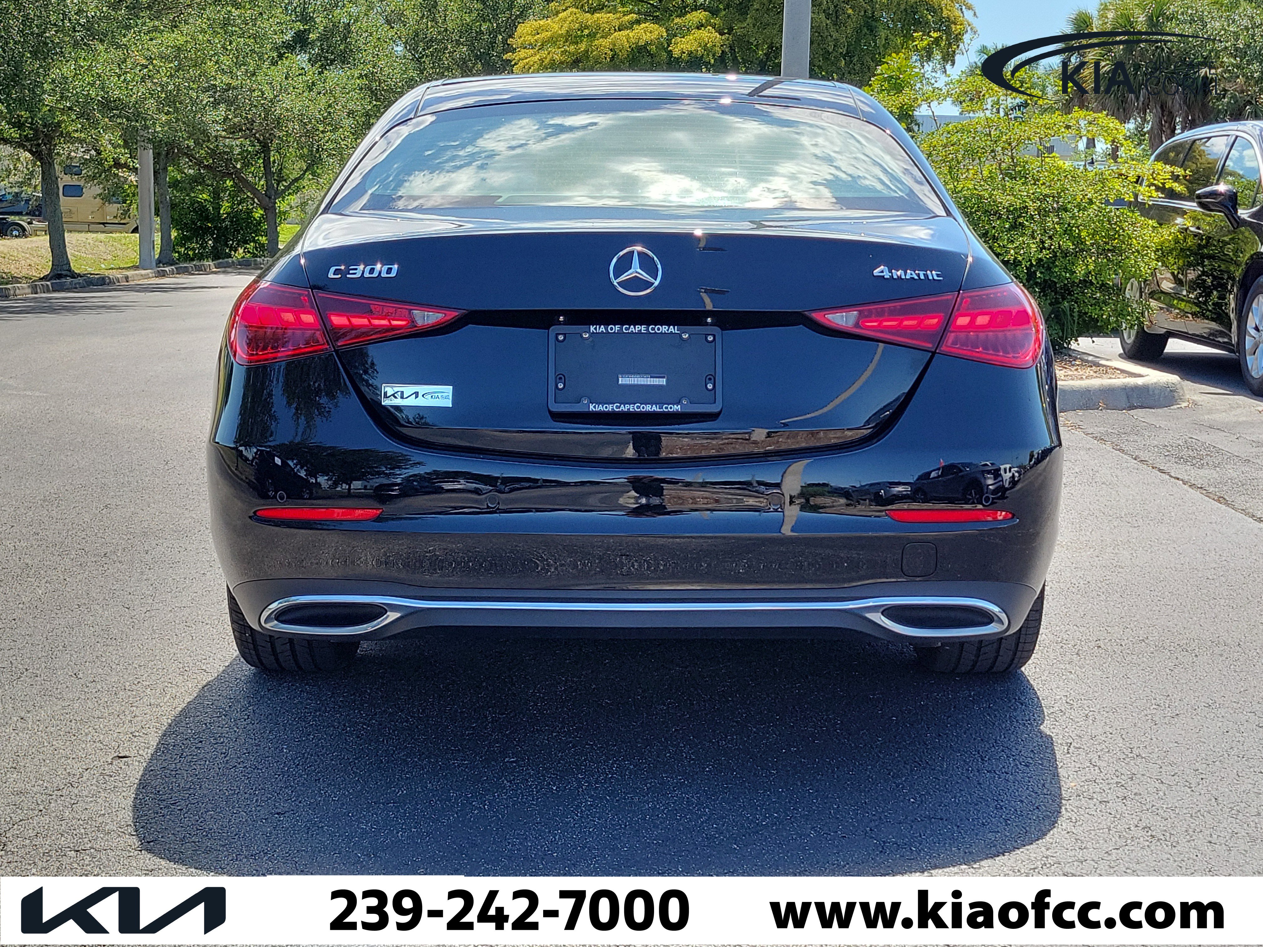 Used 2022 Mercedes-Benz C 300 4MATIC Sedan image 5