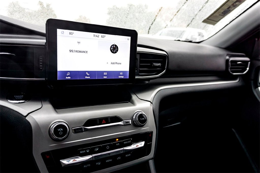 Used 2023 Ford Explorer XLT w/ Equipment Group 202A image 23