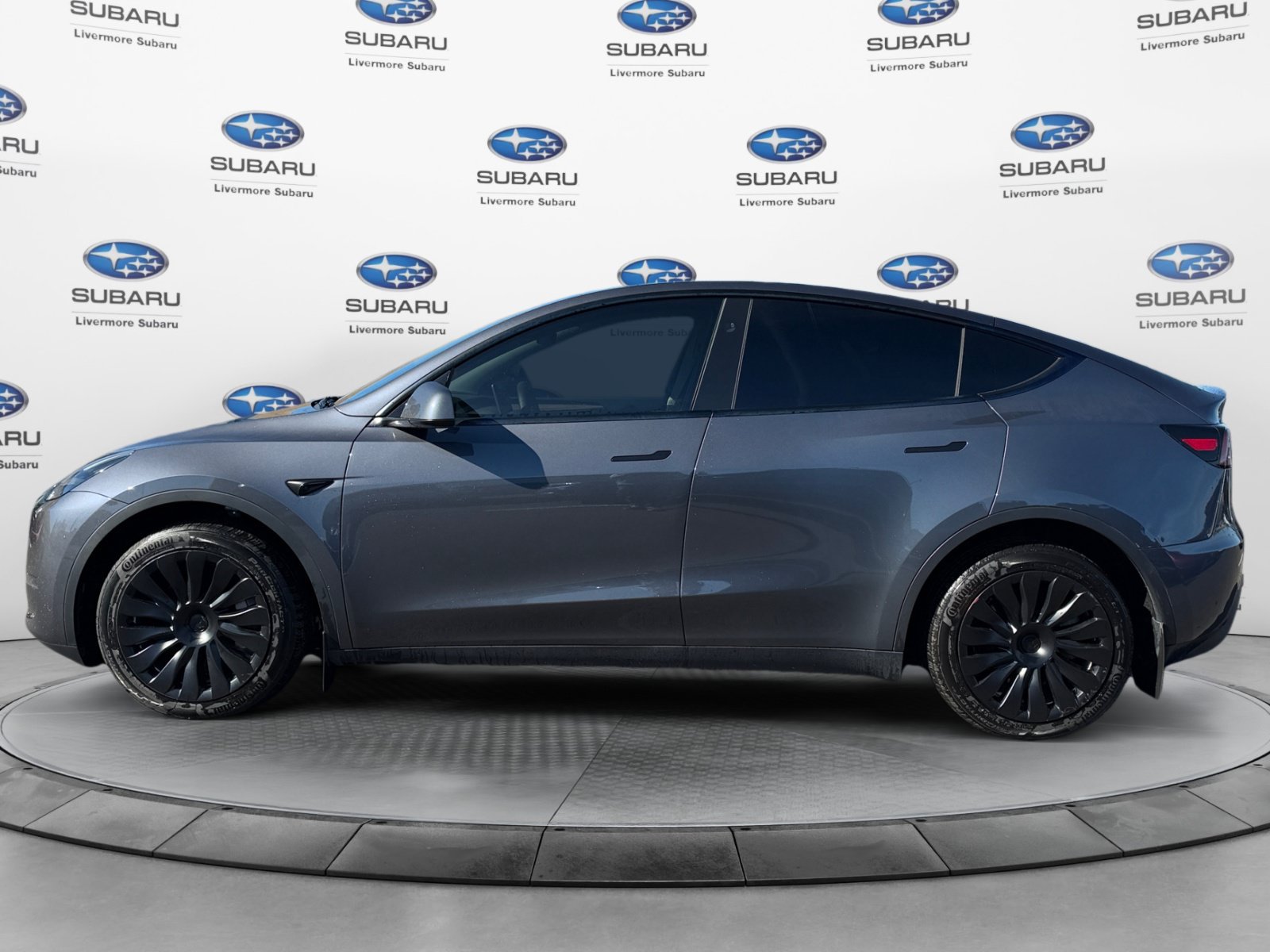Used 2023 Tesla Model Y Long Range AWD/4WD image 4