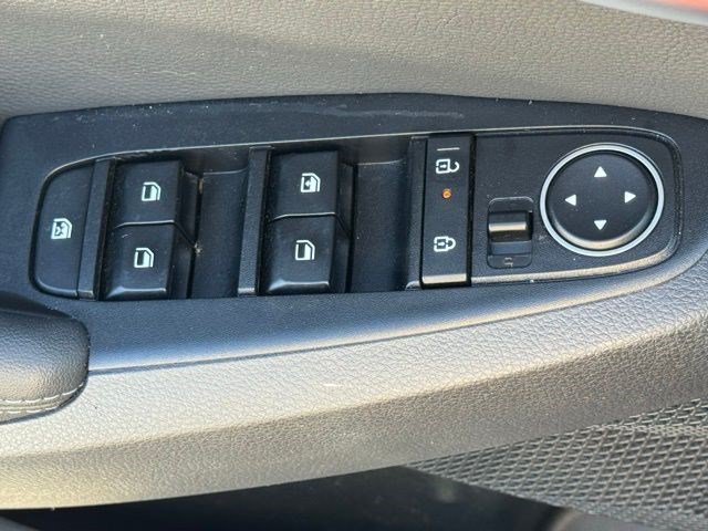 Used 2024 Kia Seltos S AWD/4WD image 11