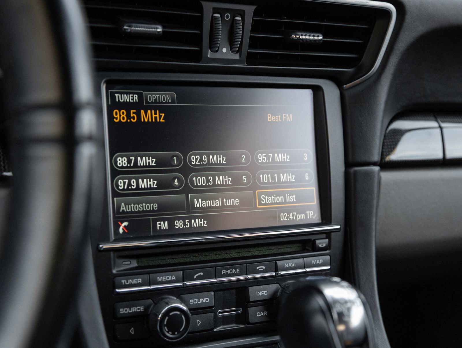 Certified 2014 Porsche 911 Turbo S AWD/4WD image 27