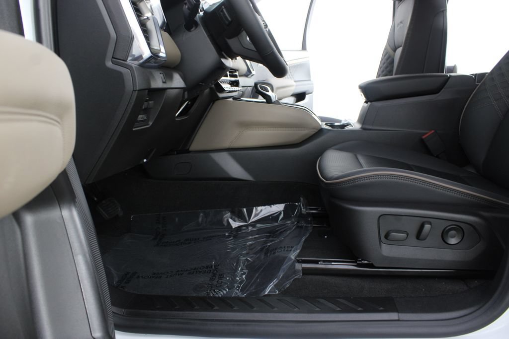 New 2026 GMC Canyon Denali AWD/4WD image 17