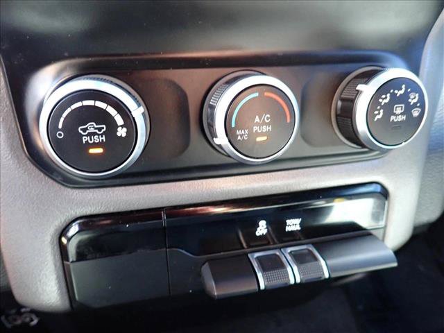 Used 2022 RAM 1500 Big Horn AWD/4WD image 18