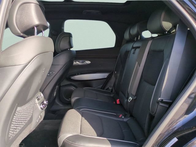 Certified 2025 Genesis GV70 2.5T w/ Sport Prestige Package AWD/4WD image 10