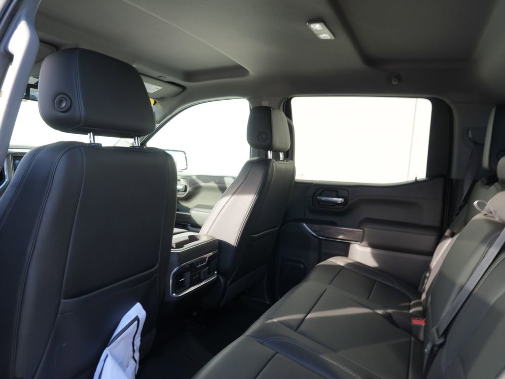Used 2021 Chevrolet Silverado 1500 LTZ image 19