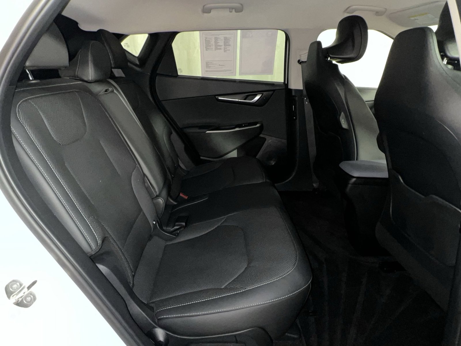 Used 2023 Kia EV6 Wind w/ Wind Technology Package AWD/4WD image 41