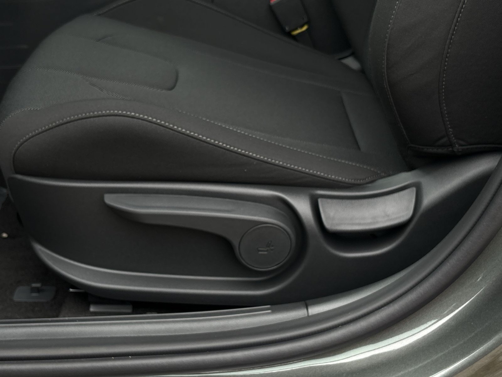New 2026 Hyundai Elantra SE FWD image 14
