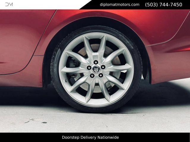 Used 2013 Jaguar XF Supercharged RWD image 43