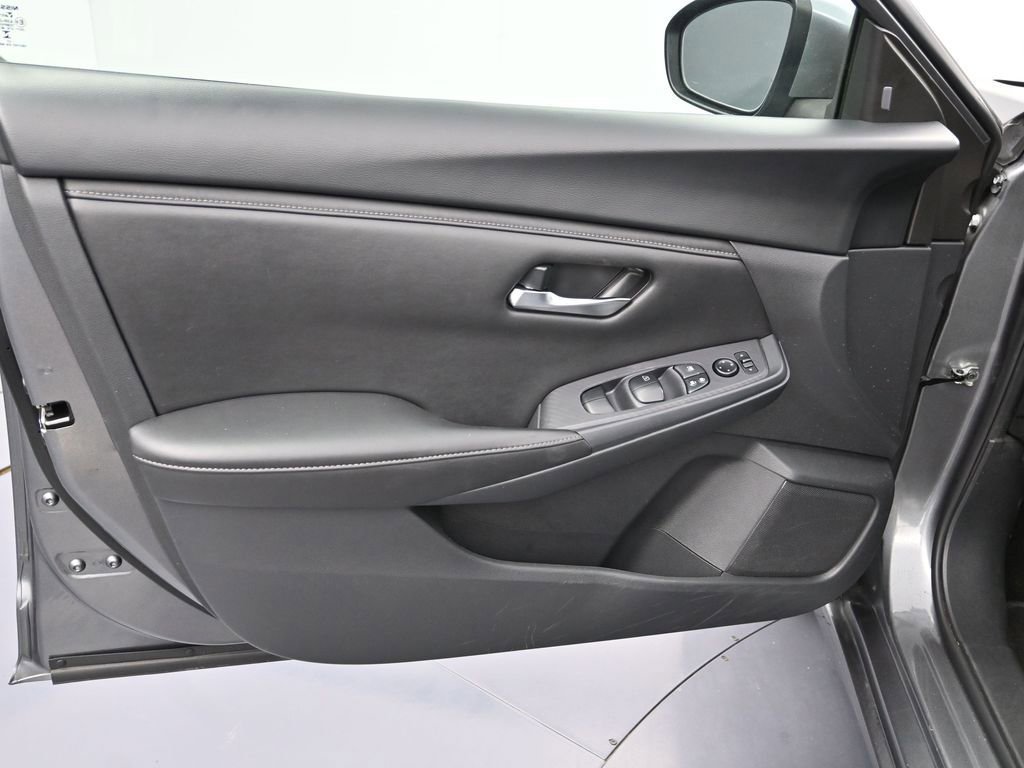 Certified 2023 Nissan Sentra SV image 11